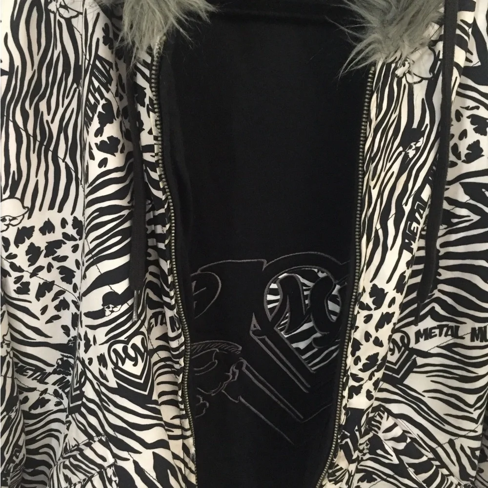 Mental Militia Reversible Zip-Up Hoodie – Faux Fur Hood - Picture 8 of 10